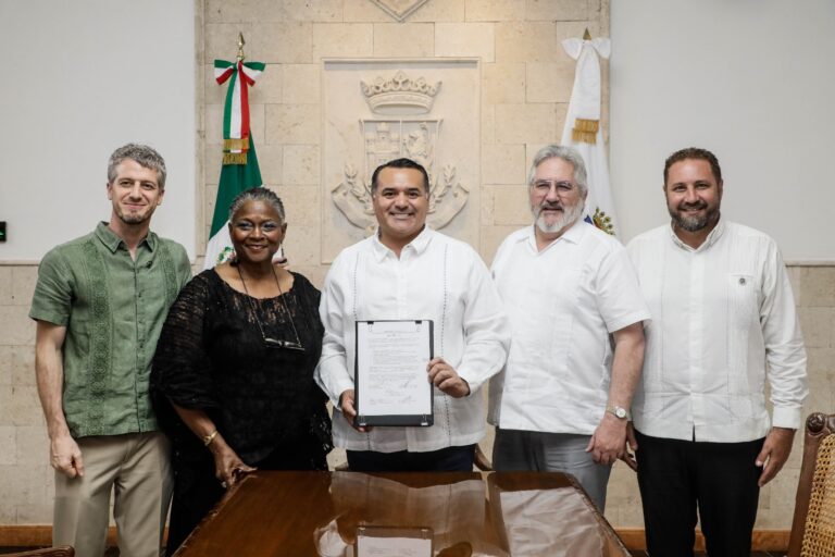 Renán Barrera impulsa acciones de promoción económica, turística y cultural para beneficio de todas