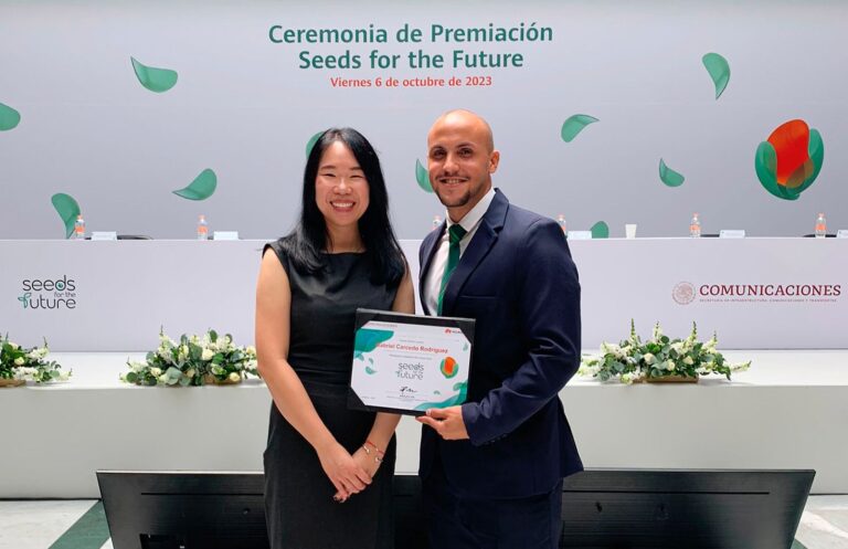 Huawei beca a estudiante del Tec de Progreso